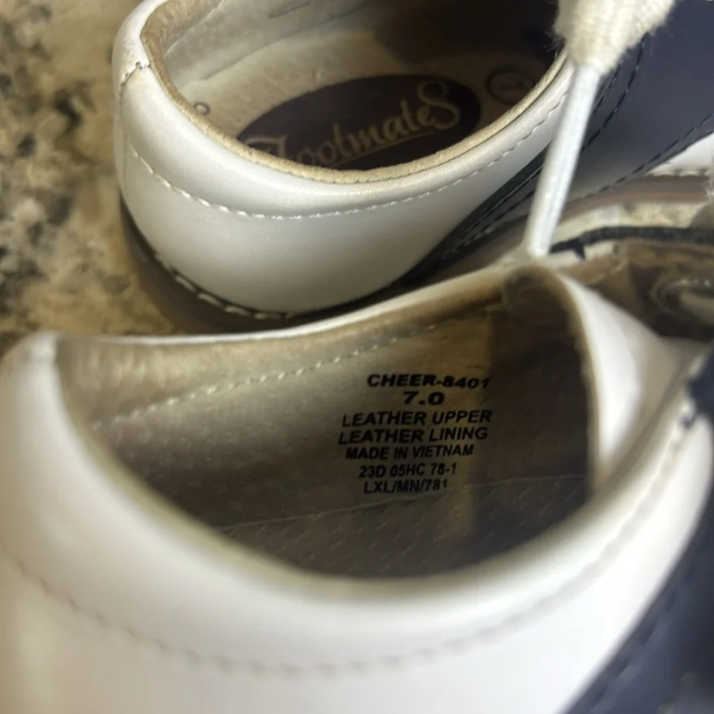 Footmates Cheer 8401 White Navy Blutcher Leather Saddle Oxford Dress Shoes Sz 7